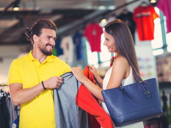 Jak kupować ubrania online, nie dając się oszukać